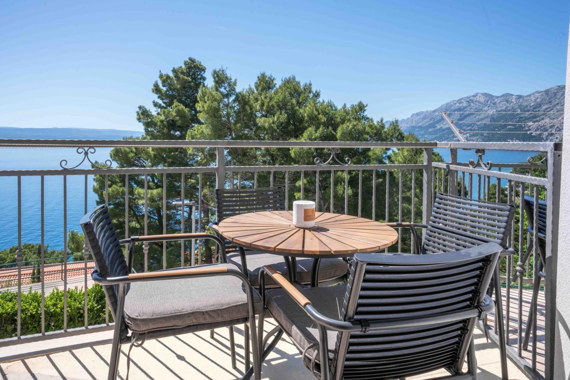 Sea View Apartment Gin Brela Exterior foto